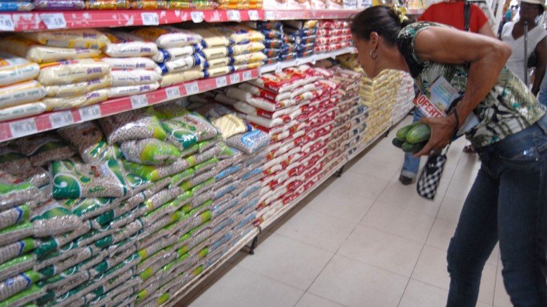 Alimentação e bebidas pressionaram inflação em junho