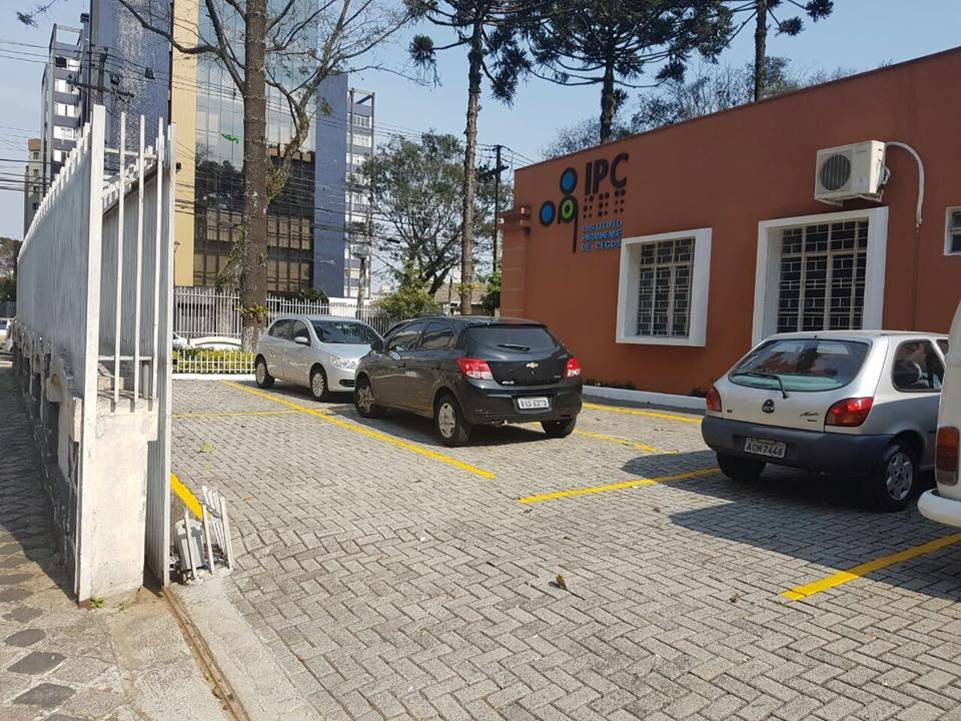 Vagas no Instituto Paranense de Cegos – Foto Adriano Rabiço