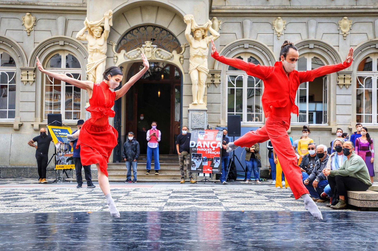 news_interna_image00001