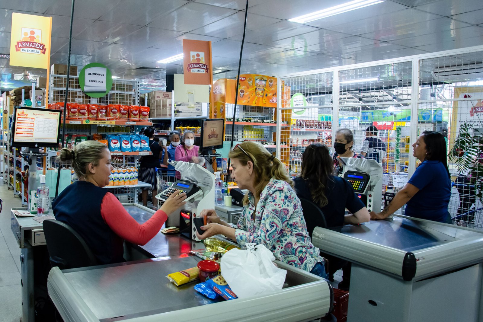 Leite condensado sai mais em conta na Semana da Economia dos Armazéns da Família