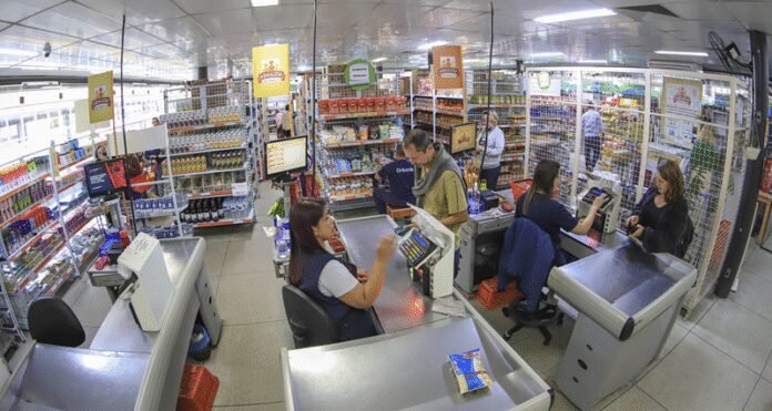 Semana da Economia dos Armazéns da Família garante café da manhã completo com preços especiais