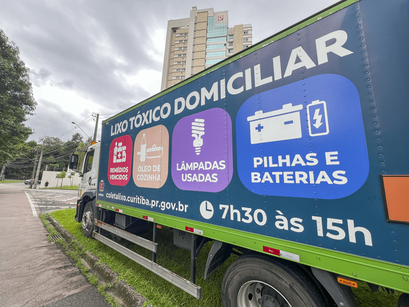 Feiras e coleta de lixo tóxico estão na agenda dos bairros nesta terça