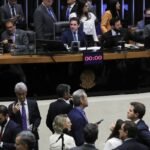 camara-derruba-voto-secreto-em-pec-da-blindagem-por-falta-de-quorum