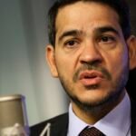 “nao-vamos-abrir-mao-da-democracia”,-diz-messias-apos-visto-revogado