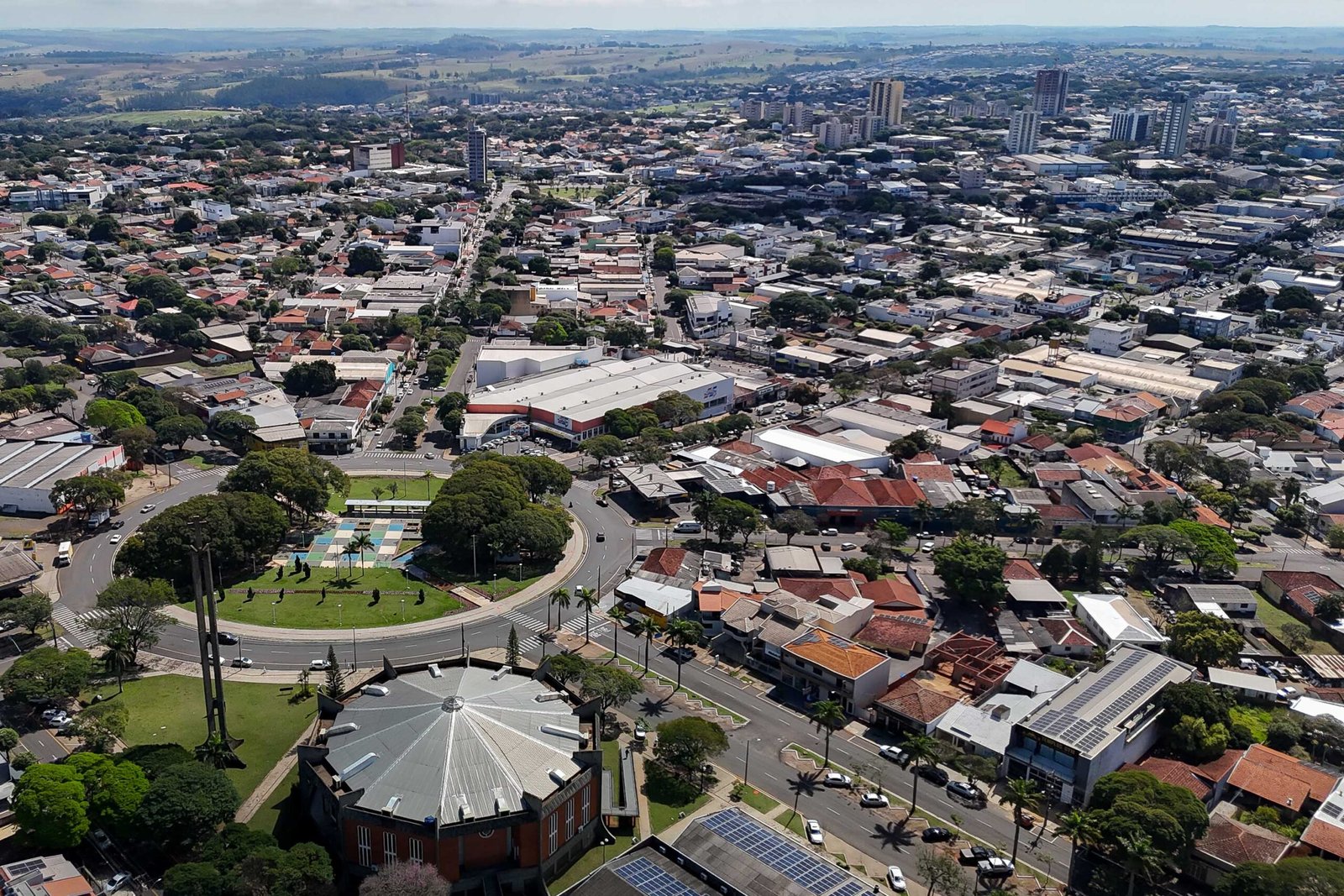 Nota Paraná entrega prêmios de R$ 1.000 a moradores de 39 cidades