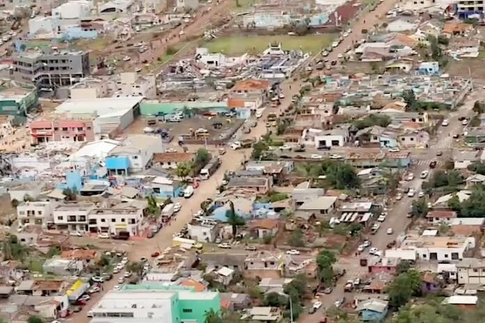Câmara de Curitiba arrecada doações para vítimas do tornado no Paraná