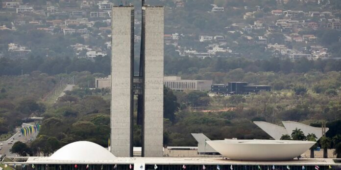 lula-sanciona,-com-vetos,-reajuste-salarial-para-cargos-do-legislativo