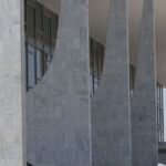 terceirizados-do-governo-tem-reducao-de-jornada-e-auxilio-para-creche